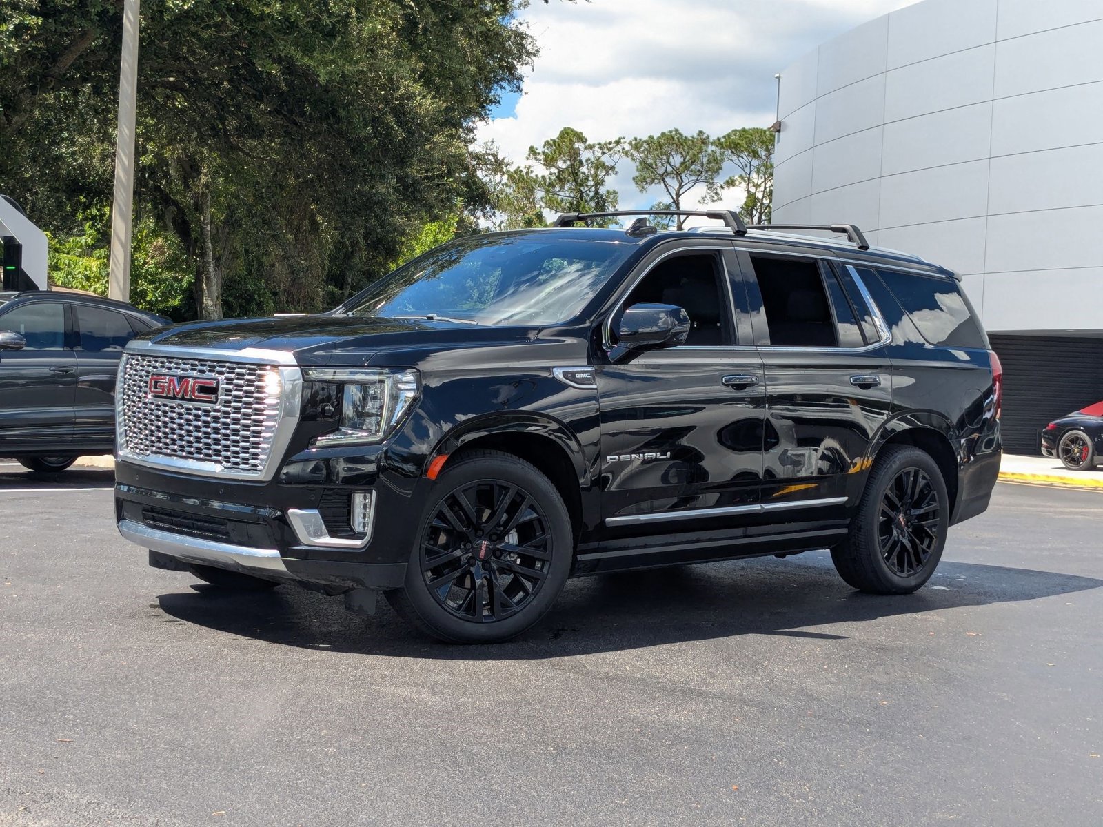 Used 2021 GMC Yukon Denali w/ Denali Ultimate Package