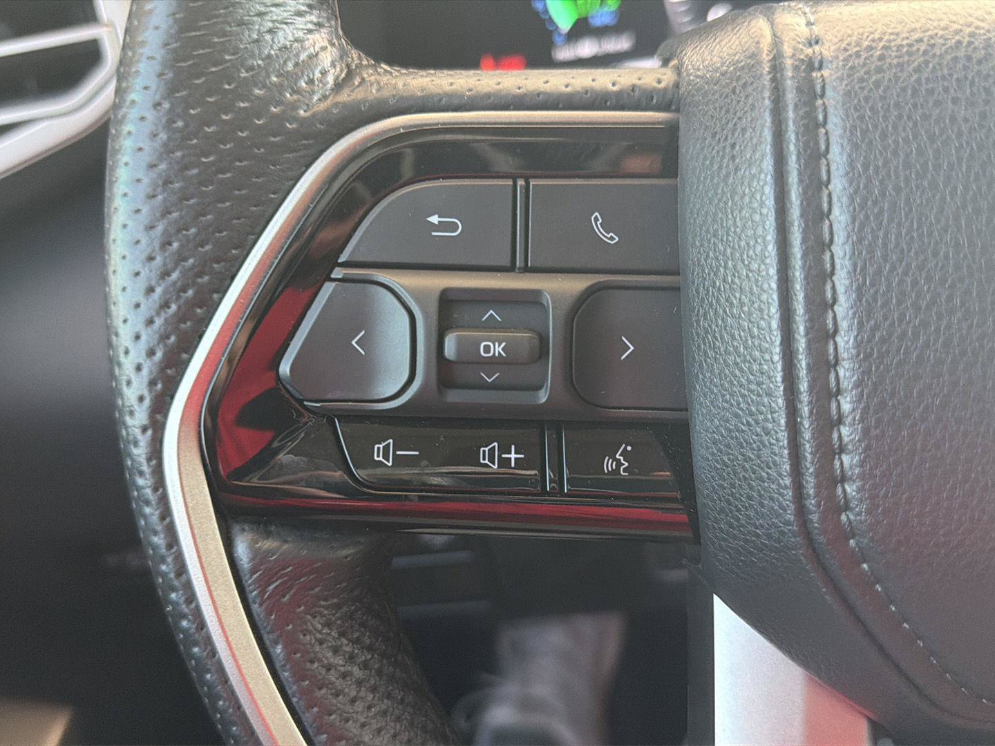 Used 2024 Toyota Tundra Limited AWD/4WD image 19