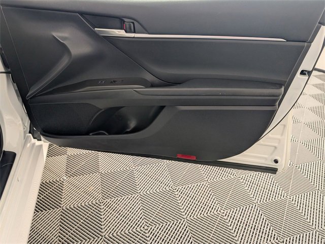 Used 2023 Toyota Camry LE image 30