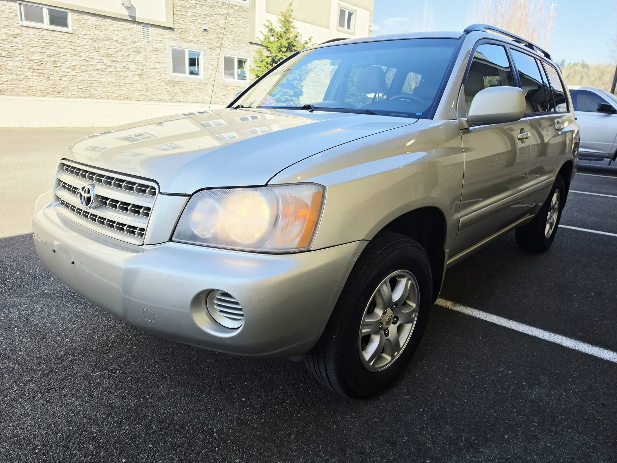 Used 2001 Toyota Highlander 4WD V6 image 1