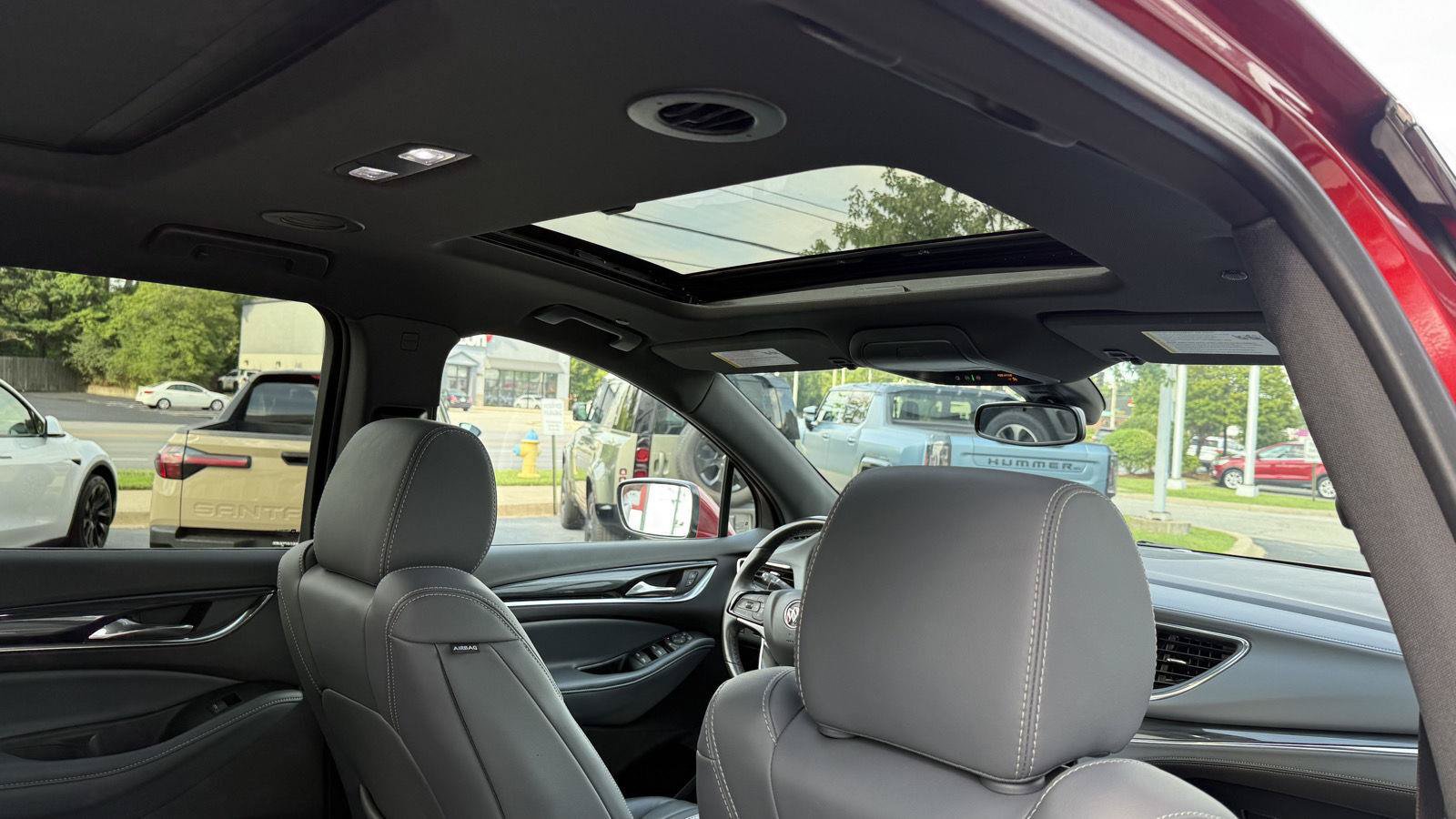 Used 2023 Buick Enclave Essence w/ Experience Buick Package FWD image 18