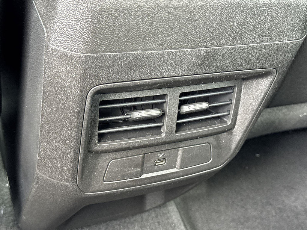New 2026 GMC Canyon Elevation w/ LPO, Black Badging Package RWD image 24