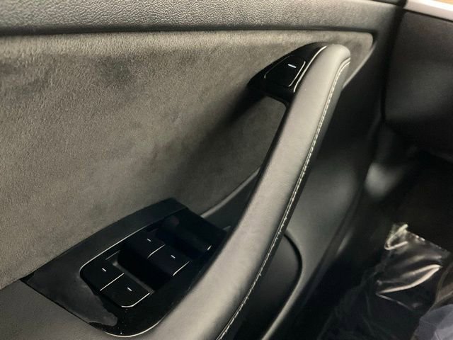 Used 2020 Tesla Model 3 Standard Range image 20