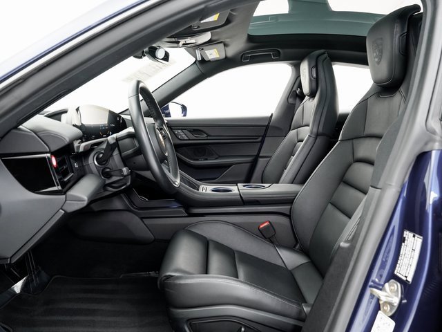 Used 2024 Porsche Taycan image 6