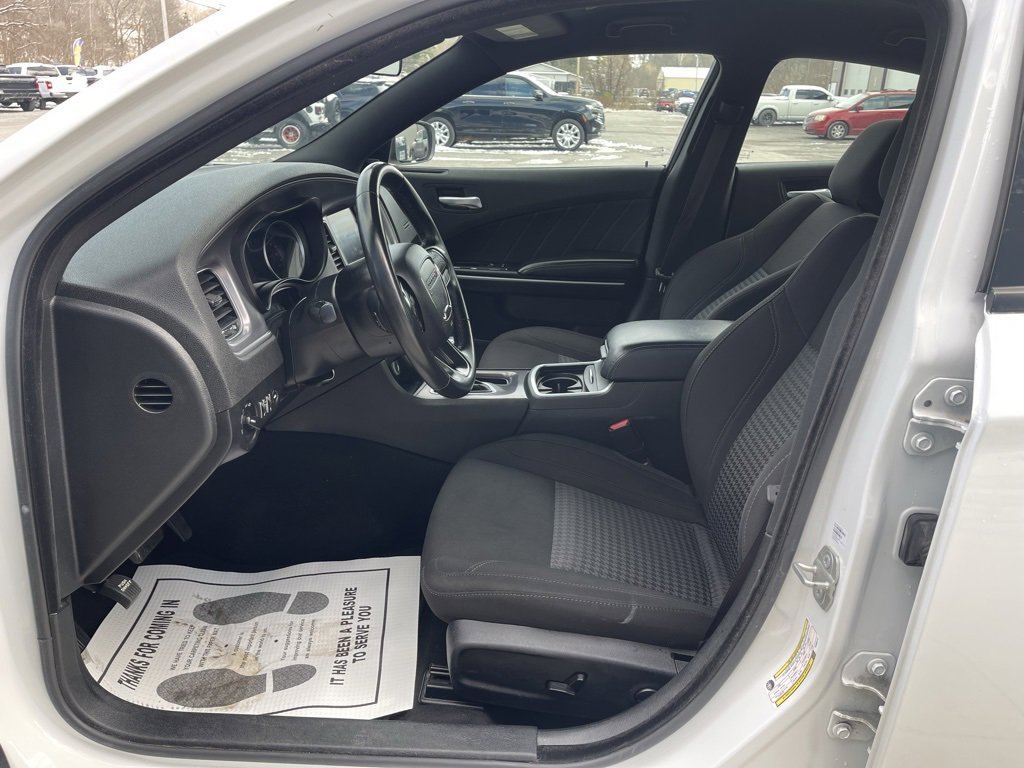 Used 2023 Dodge Charger SXT image 13