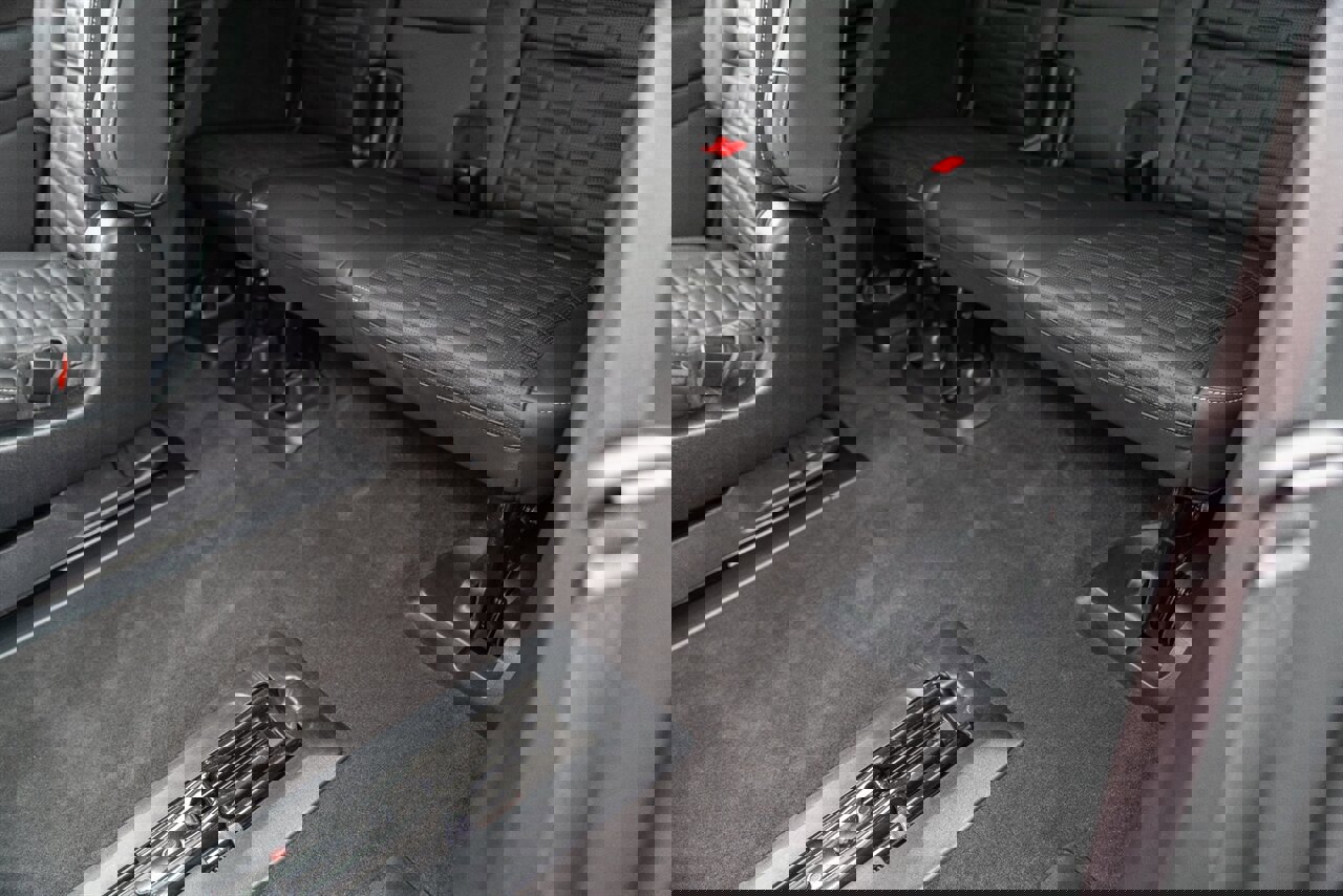 Used 2023 Cadillac Escalade Premium Luxury Platinum image 21