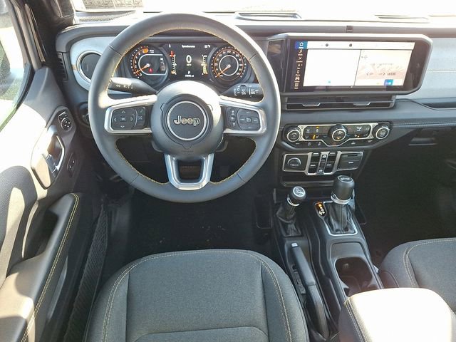 Used 2024 Jeep Wrangler Sahara w/ Technology Group image 12