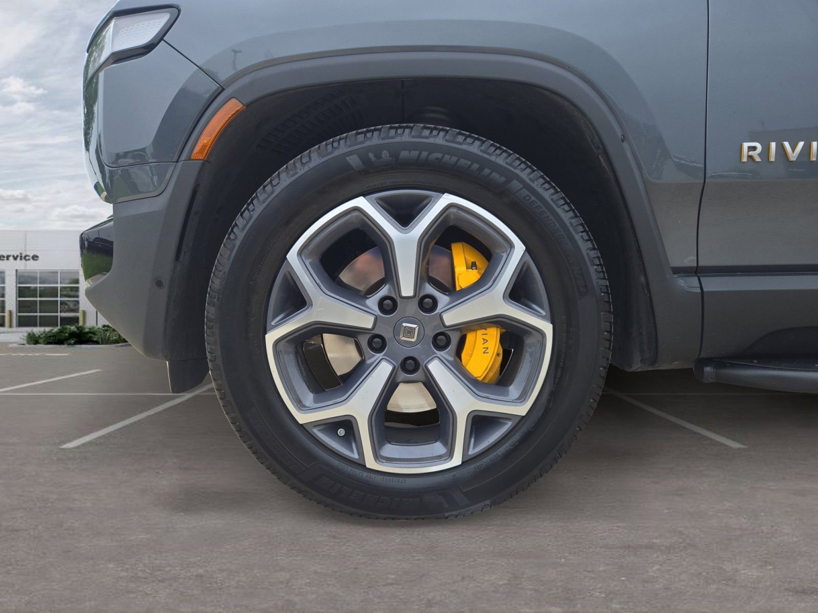 Used 2022 Rivian R1T Adventure AWD/4WD image 10