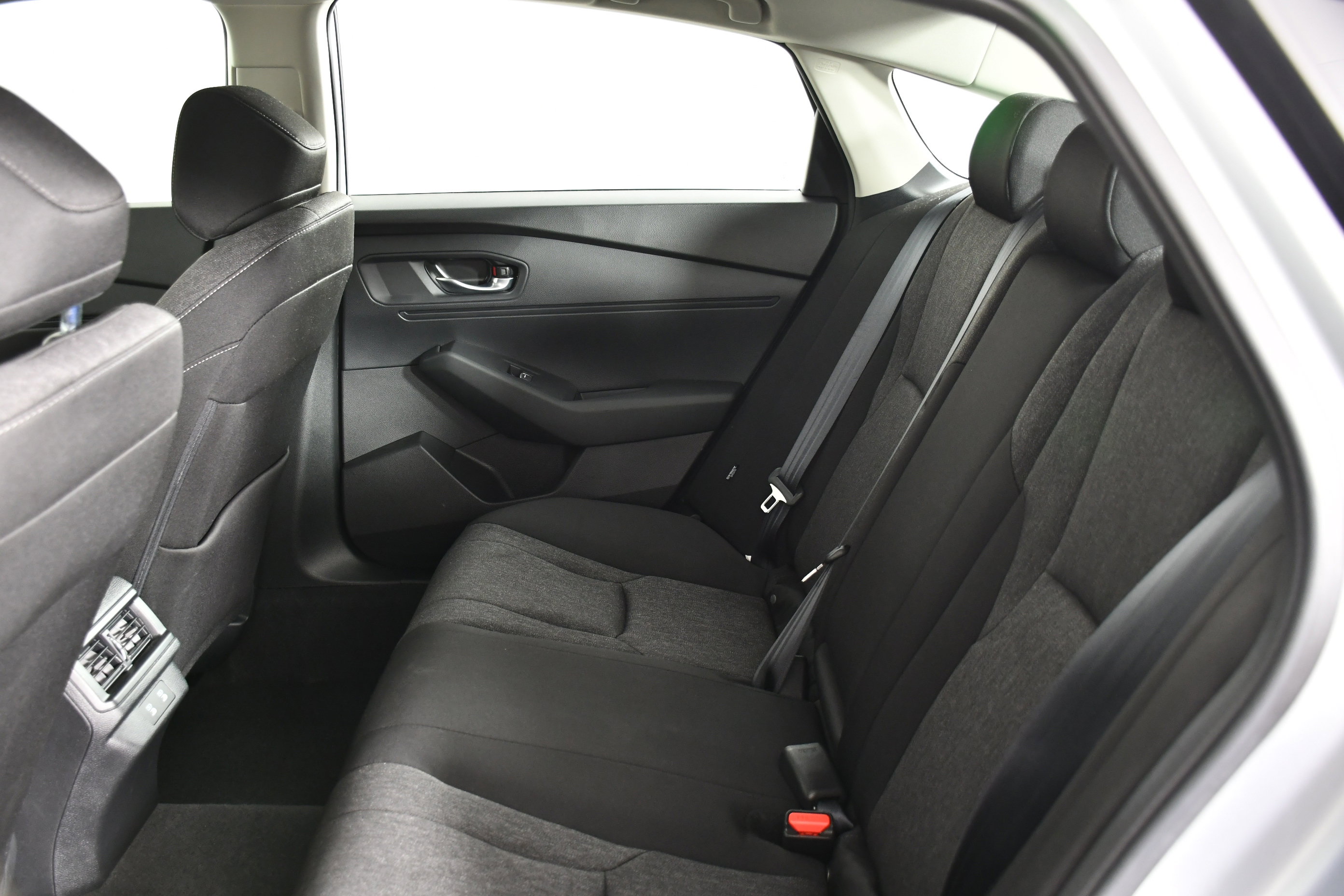 Certified 2025 Honda Accord SE image 31