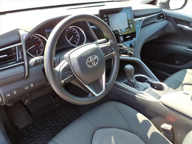 Used 2023 Toyota Camry LE FWD image 7