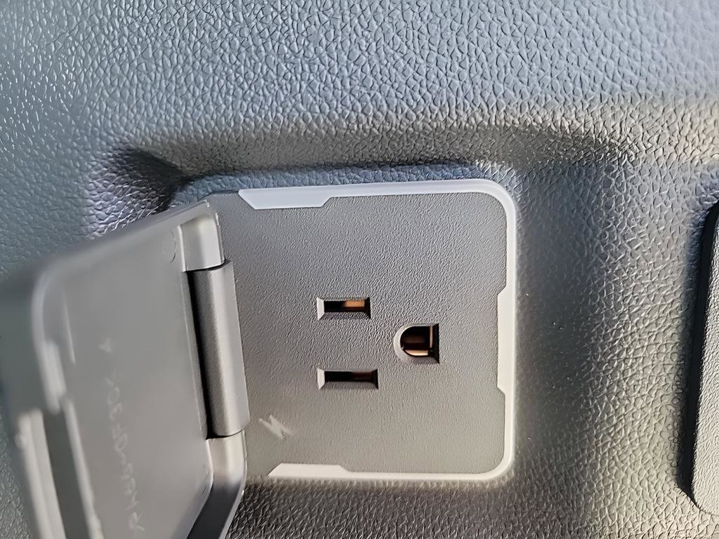 New 2026 Chevrolet Tahoe Z71 w/ Comfort Package image 14