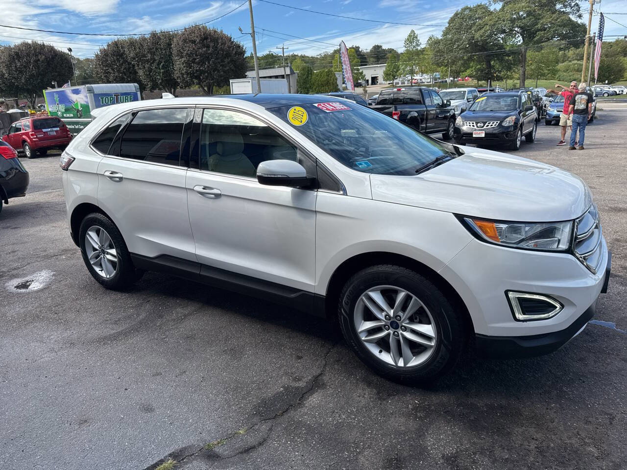 Used 2015 Ford Edge SEL w/ Equipment Group 201A image 8