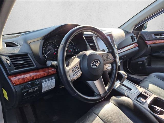 Used 2010 Subaru Outback 3.6R Limited AWD/4WD image 10