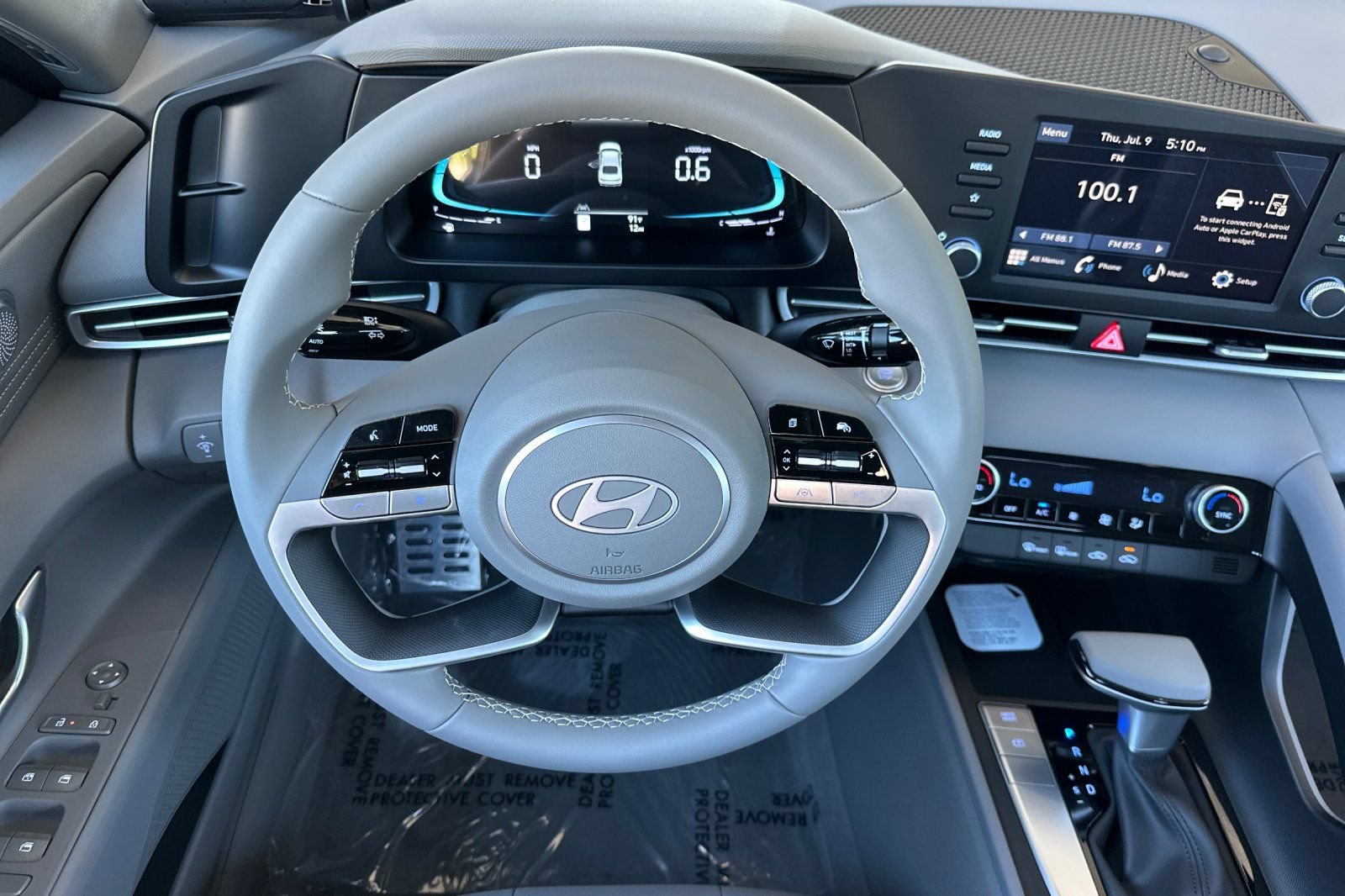 New 2026 Hyundai Elantra SEL Sport FWD image 13