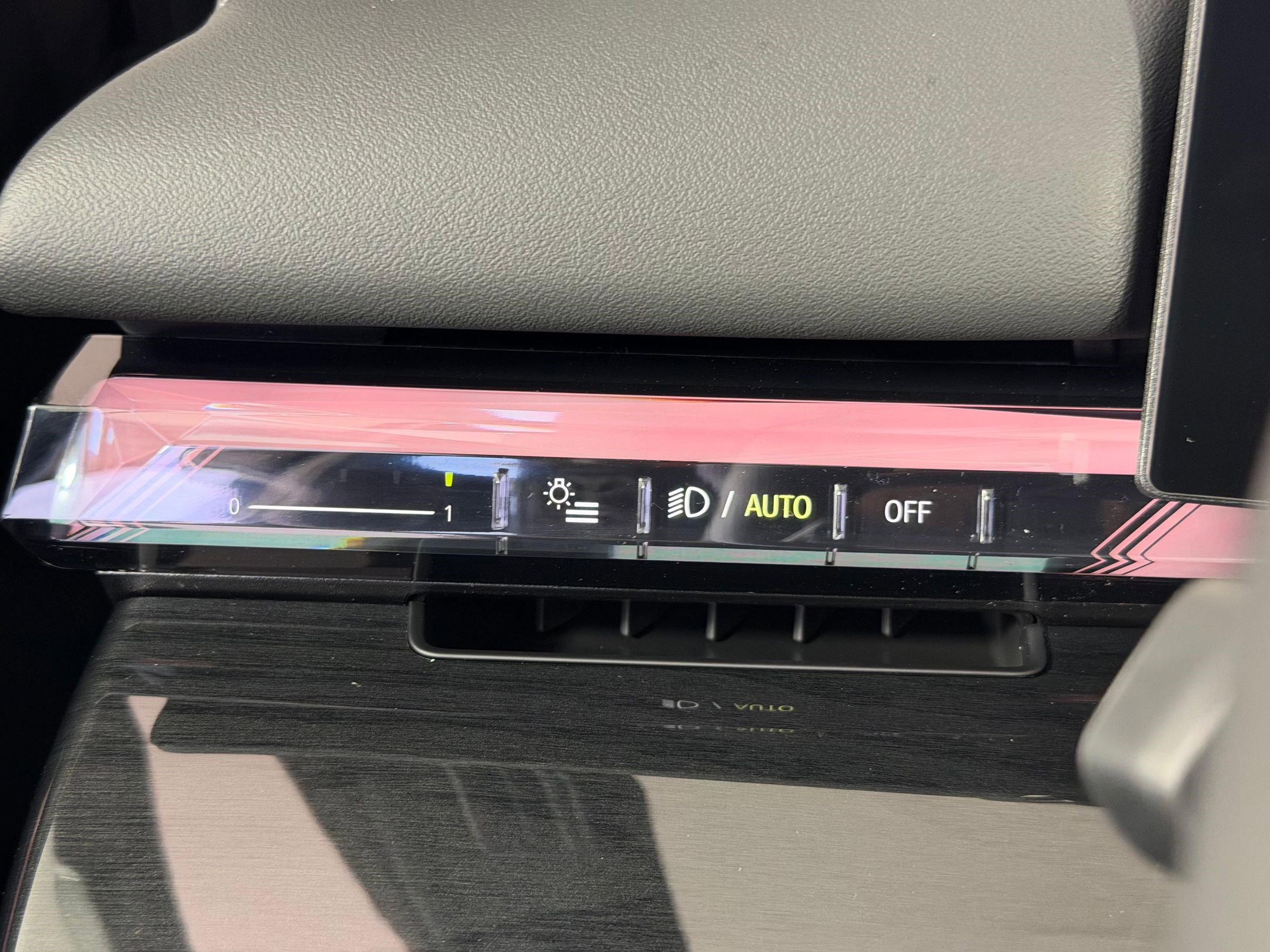 New 2026 BMW 540i xDrive w/ Executive Package image 27