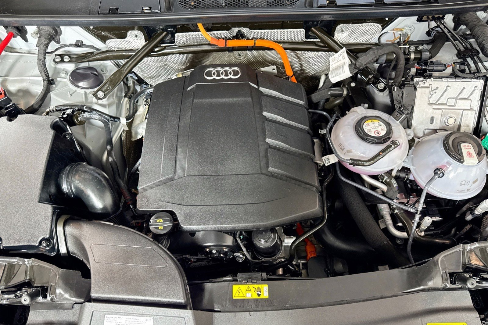 Used 2023 Audi Q5 e Premium Plus w/ Premium Plus Package image 29