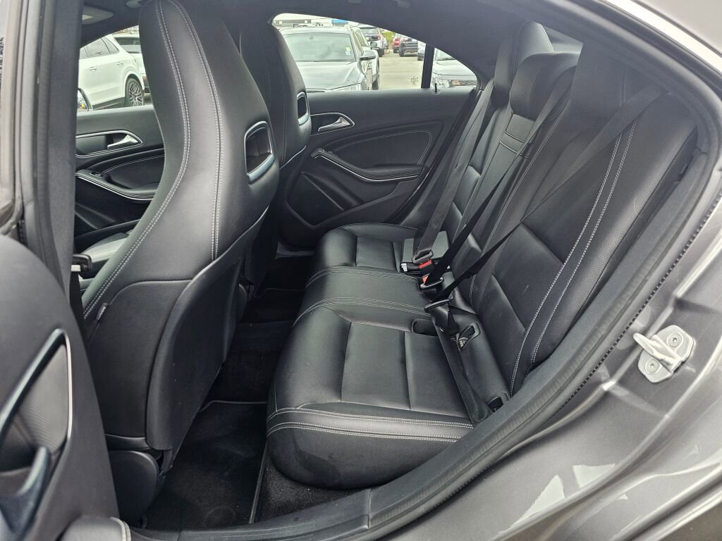 Used 2016 Mercedes-Benz CLA 250 4MATIC image 11