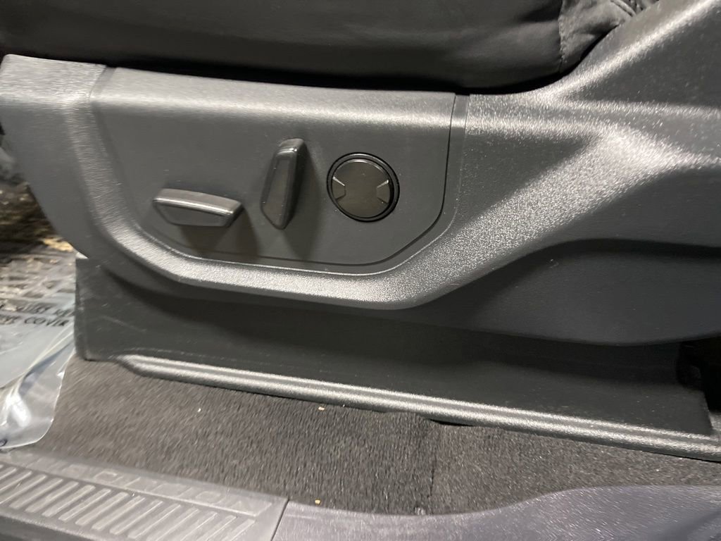 Used 2024 Ford Expedition Max XLT RWD image 25