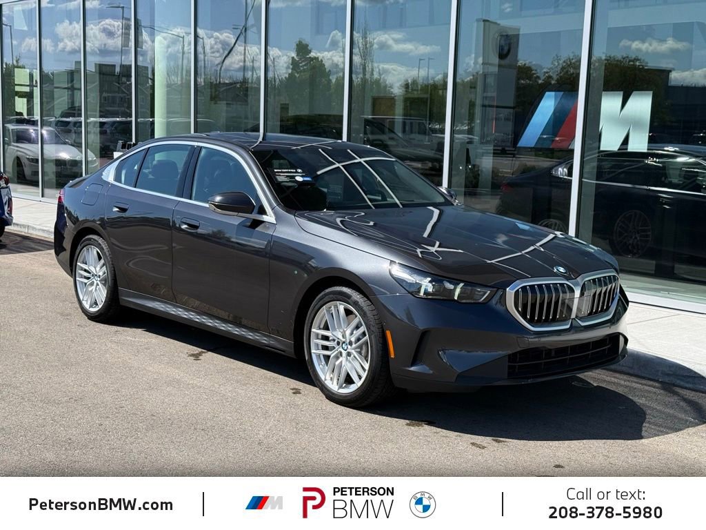 Certified 2025 BMW 530i xDrive AWD/4WD image 7