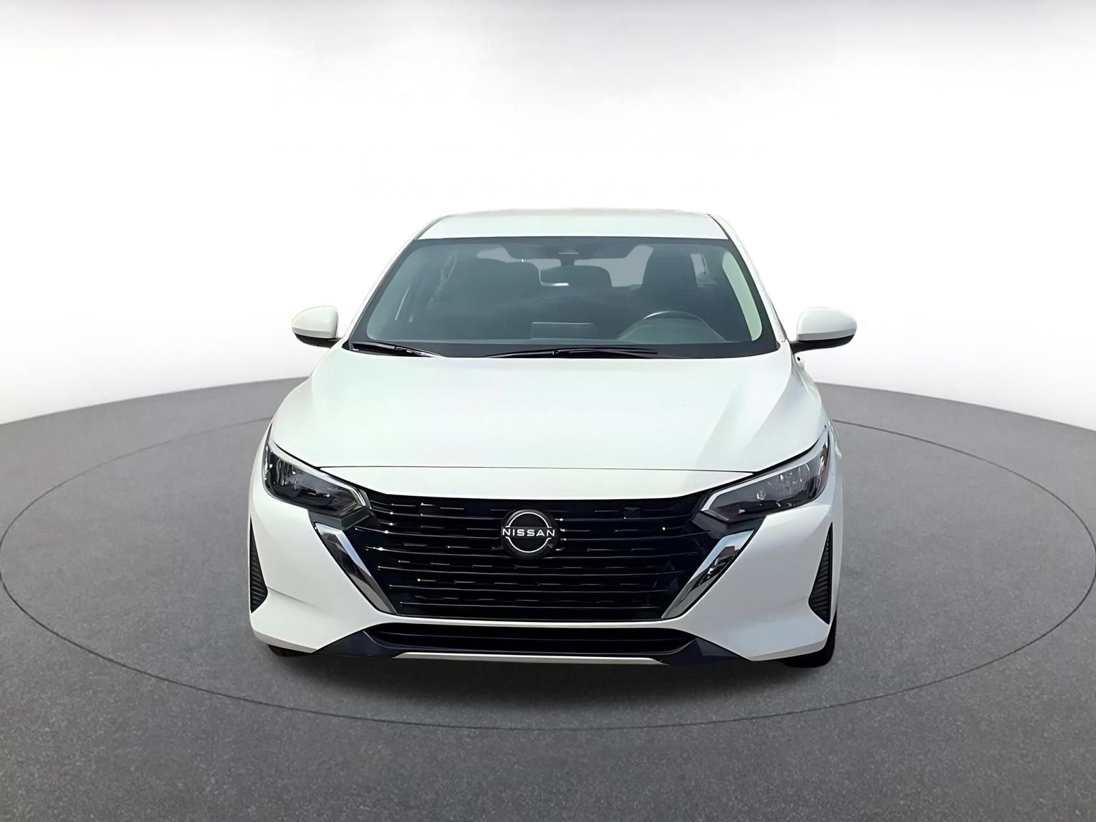 Used 2025 Nissan Sentra SV image 4