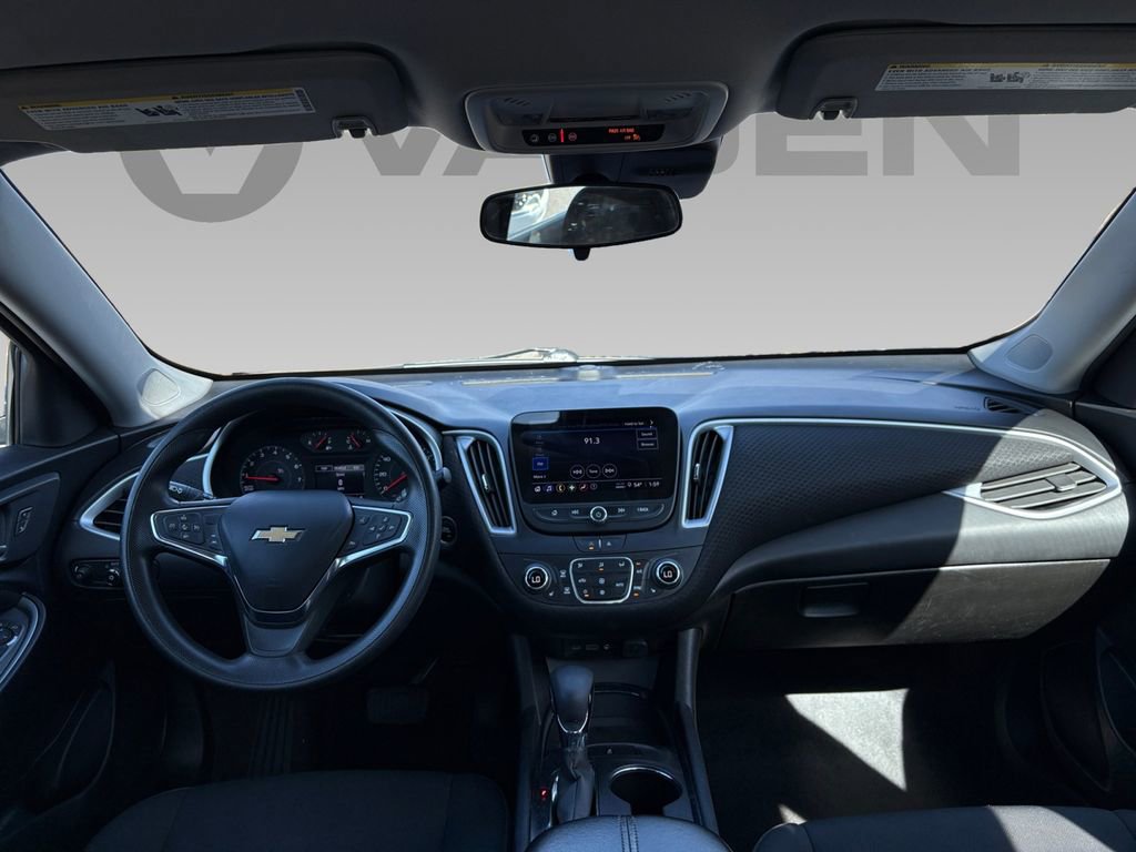 Used 2023 Chevrolet Malibu LT image 9
