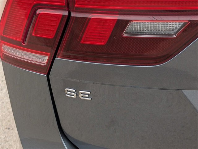 Used 2023 Volkswagen Tiguan SE R-Line image 7