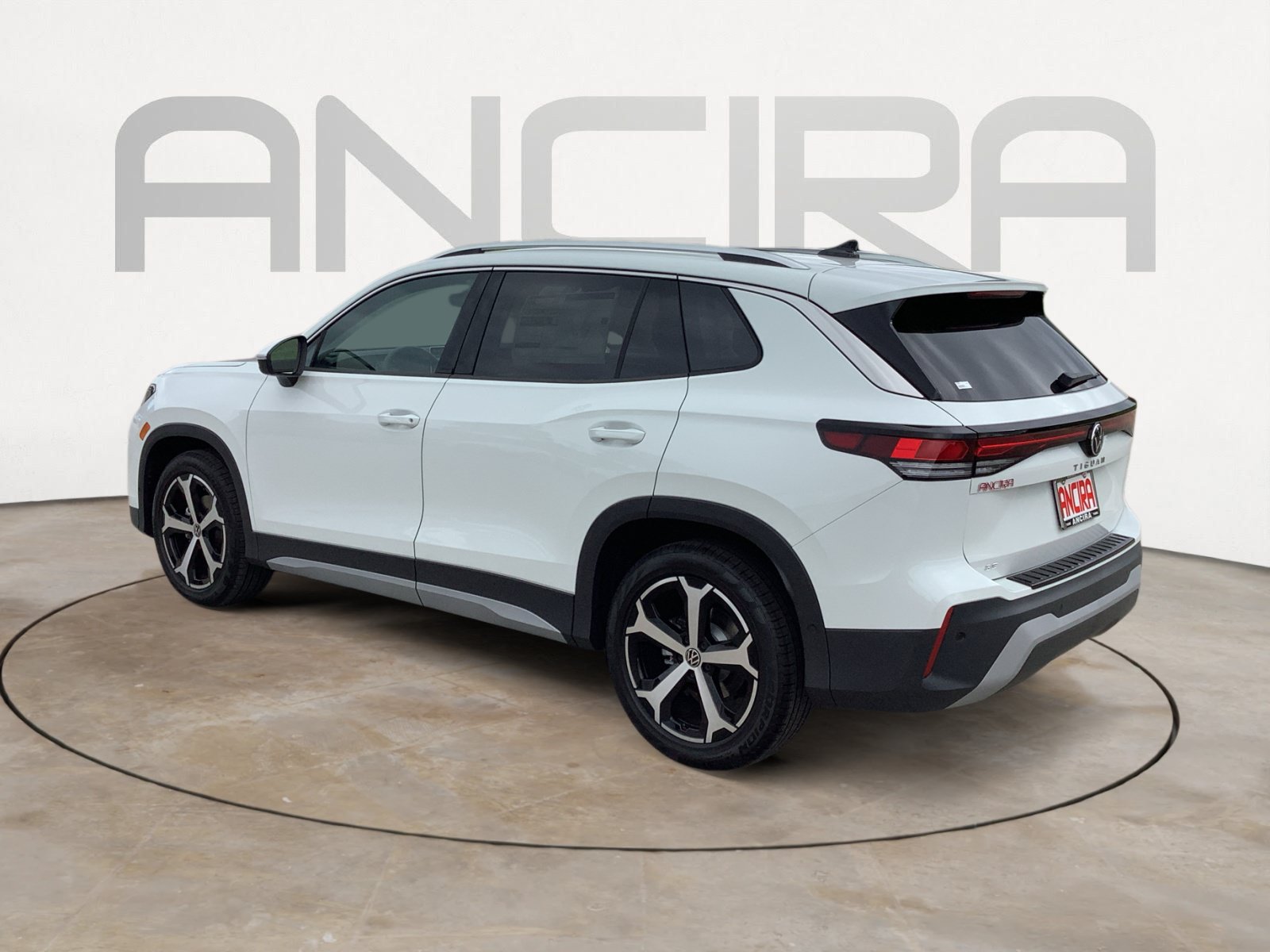 New 2026 Volkswagen Tiguan SE FWD image 6