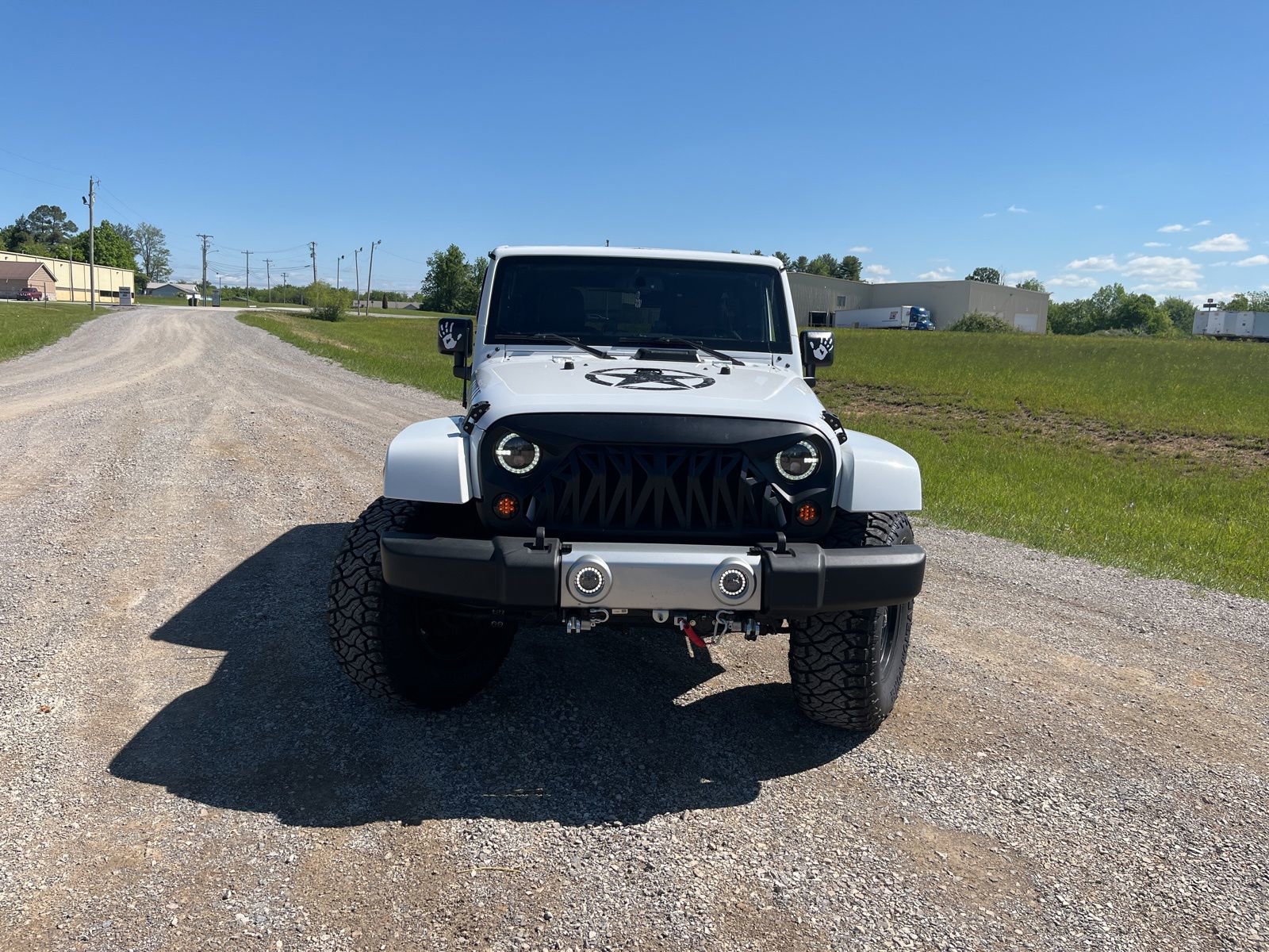 Used 2015 Jeep Wrangler Unlimited Sahara w/ Max Tow Package AWD/4WD image 3