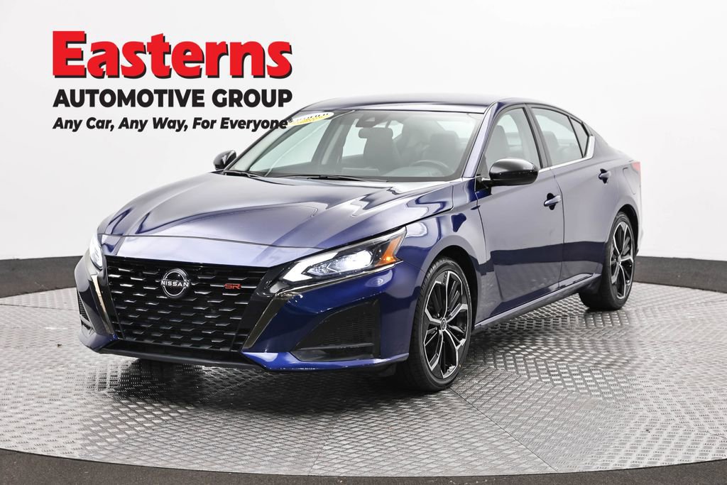 Used 2024 Nissan Altima 2.5 SR