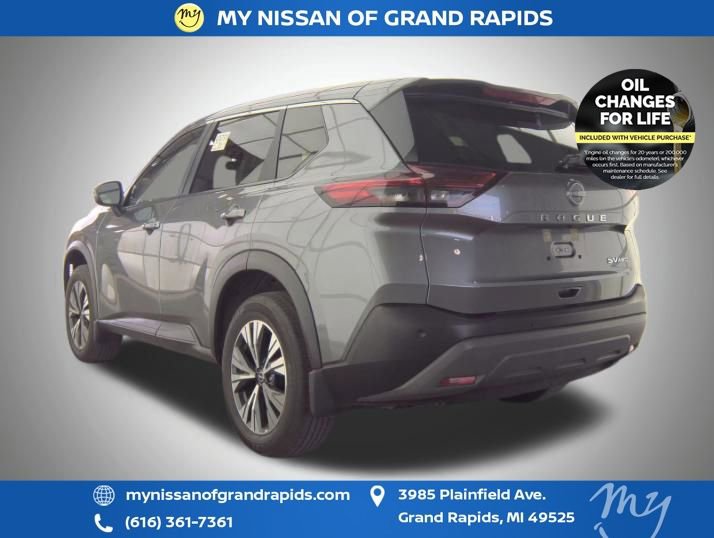 Used 2023 Nissan Rogue SV AWD/4WD image 5