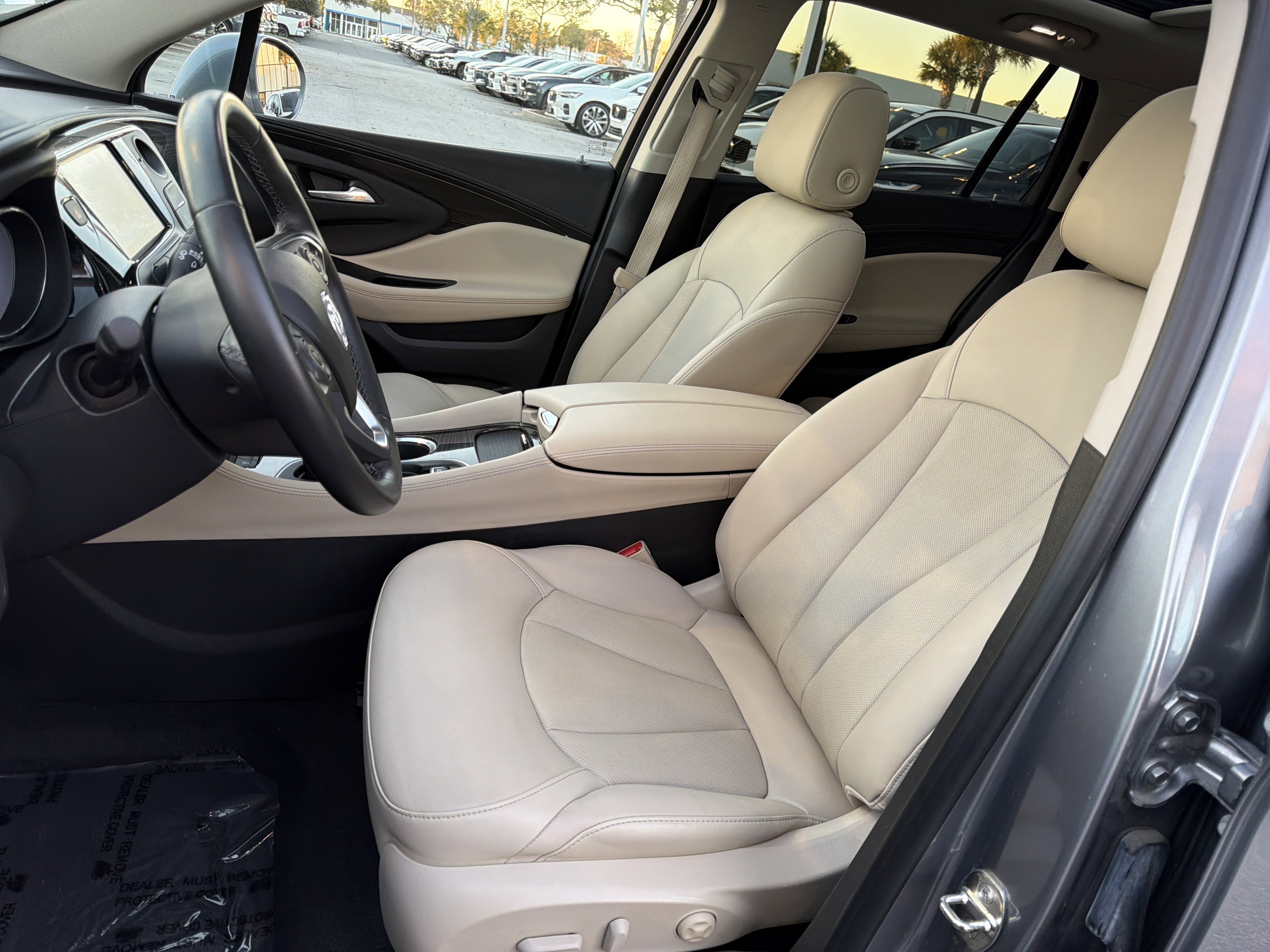 Used 2019 Buick Envision Essence image 16