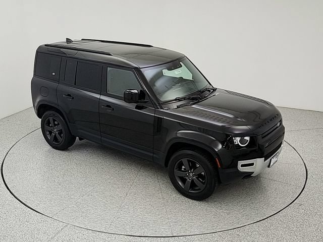 Certified 2023 Land Rover Defender 110 S AWD/4WD image 15