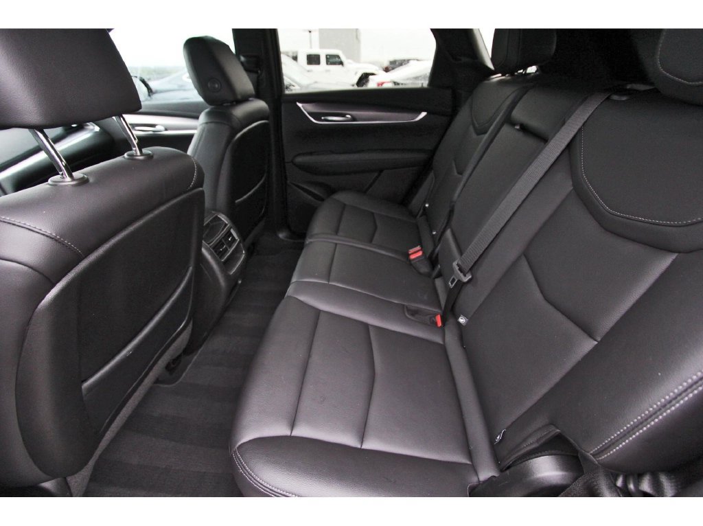 Used 2023 Cadillac XT5 Luxury FWD image 7