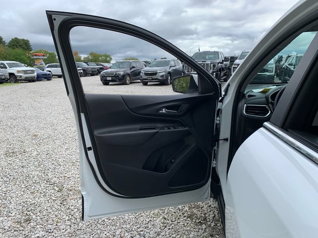 Used 2023 Chevrolet Equinox LT AWD/4WD image 18