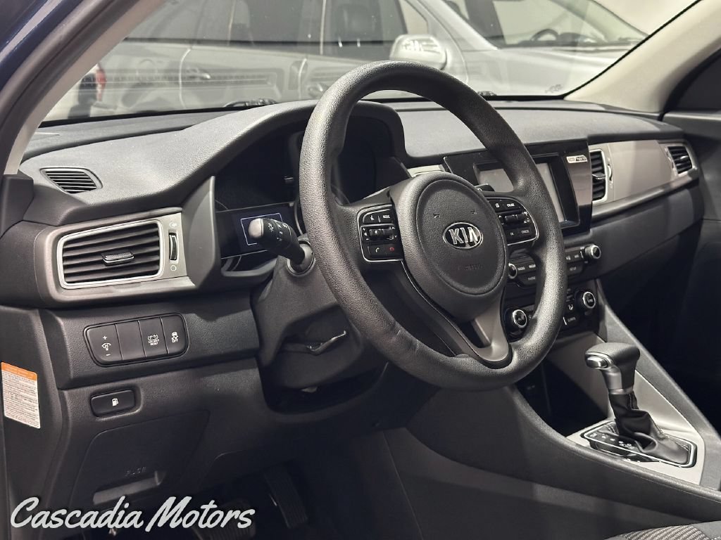 Used 2019 Kia Niro LX FWD image 13