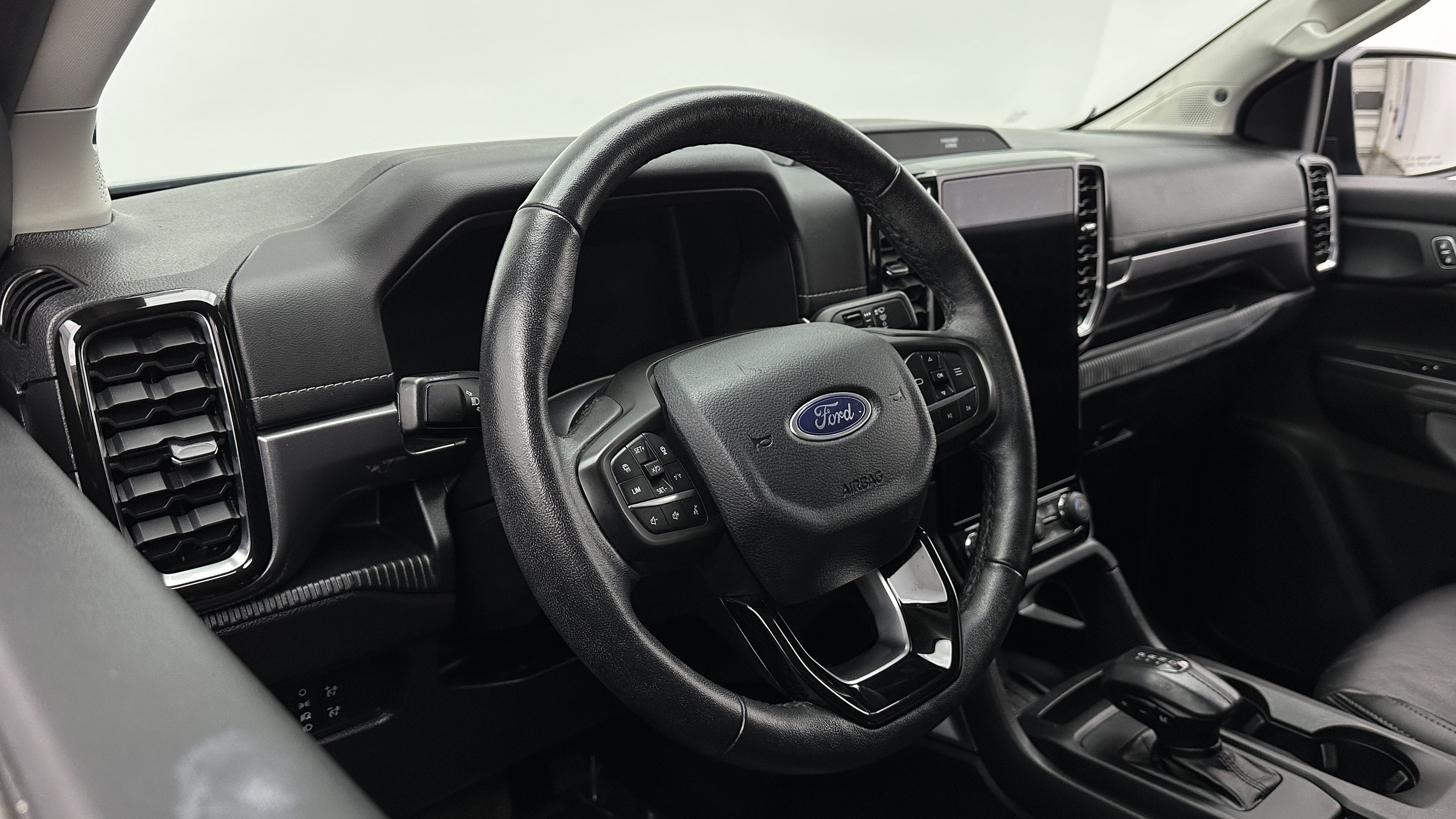 Used 2024 Ford Ranger Lariat AWD/4WD image 8