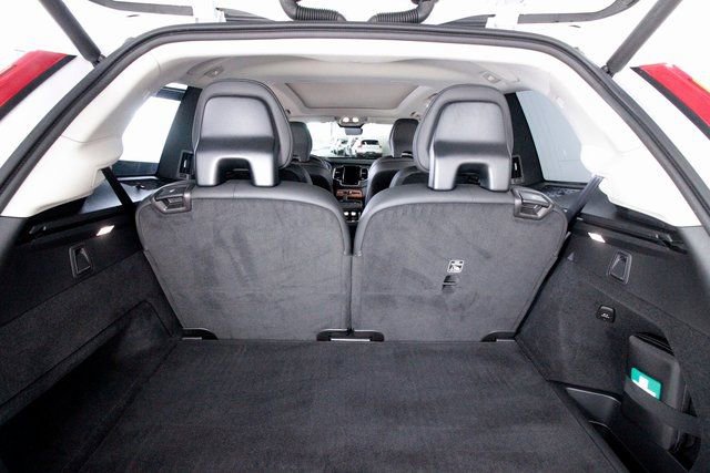 Used 2025 Volvo XC90 B6 Plus w/ Protection Package Premier image 34
