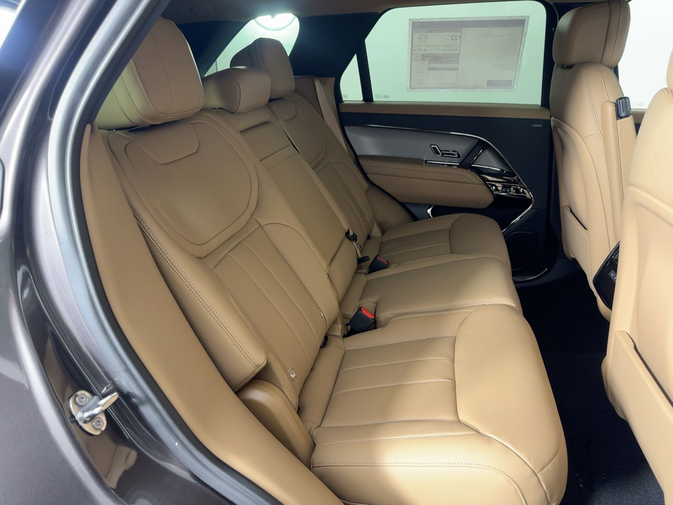 New 2026 Land Rover Range Rover Sport SE image 25