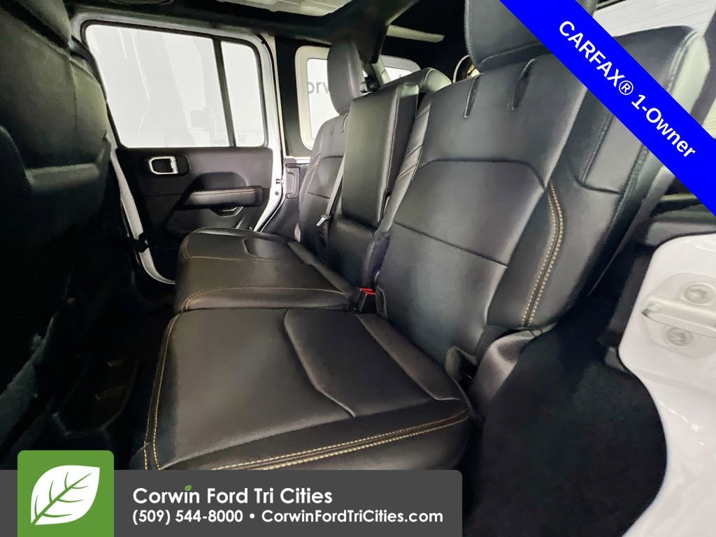 Used 2024 Jeep Wrangler Unlimited Sahara w/ Technology Group image 25