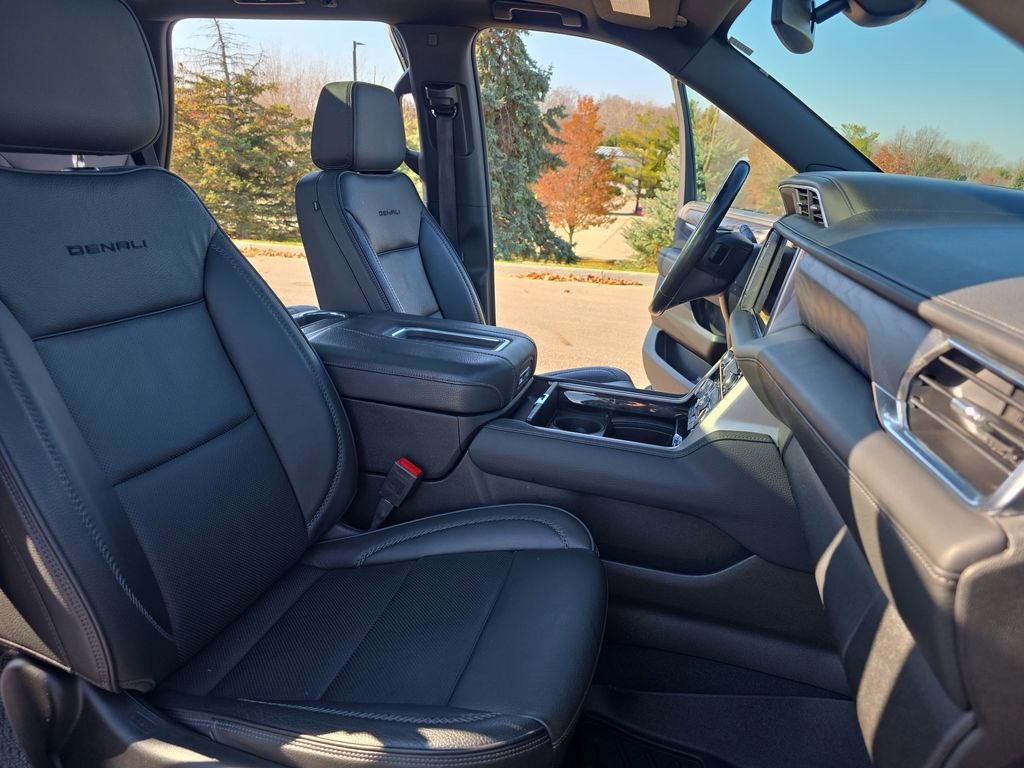 Certified 2022 GMC Yukon Denali image 10