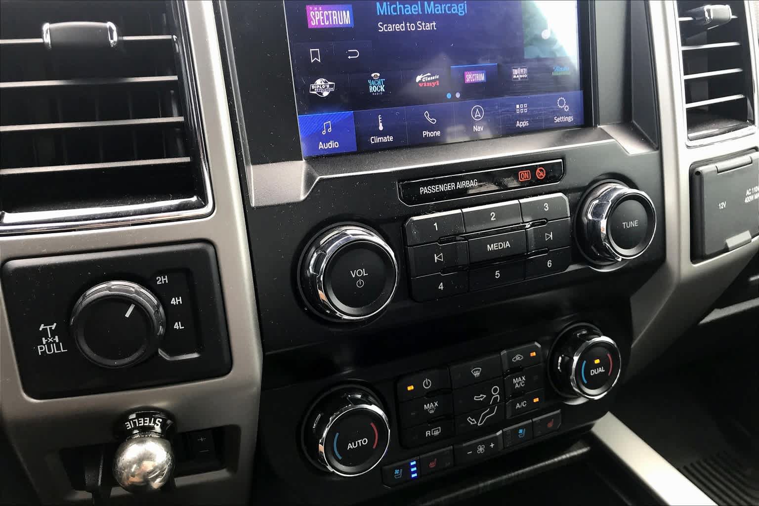 Used 2021 Ford F250 Lariat AWD/4WD image 32