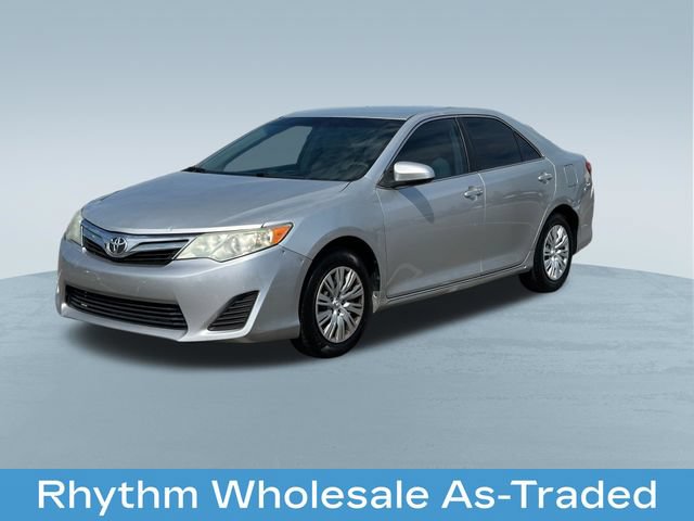Used 2013 Toyota Camry LE FWD image 3