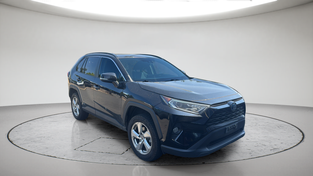Used 2021 Toyota RAV4 XLE Premium AWD/4WD video 1