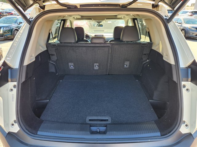 Certified 2023 Nissan Rogue SV w/ SV Premium Package AWD/4WD image 19