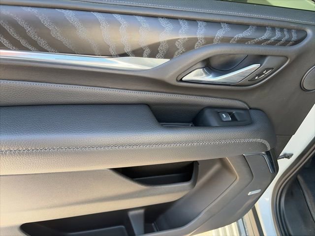 Used 2023 GMC Yukon XL Denali image 12