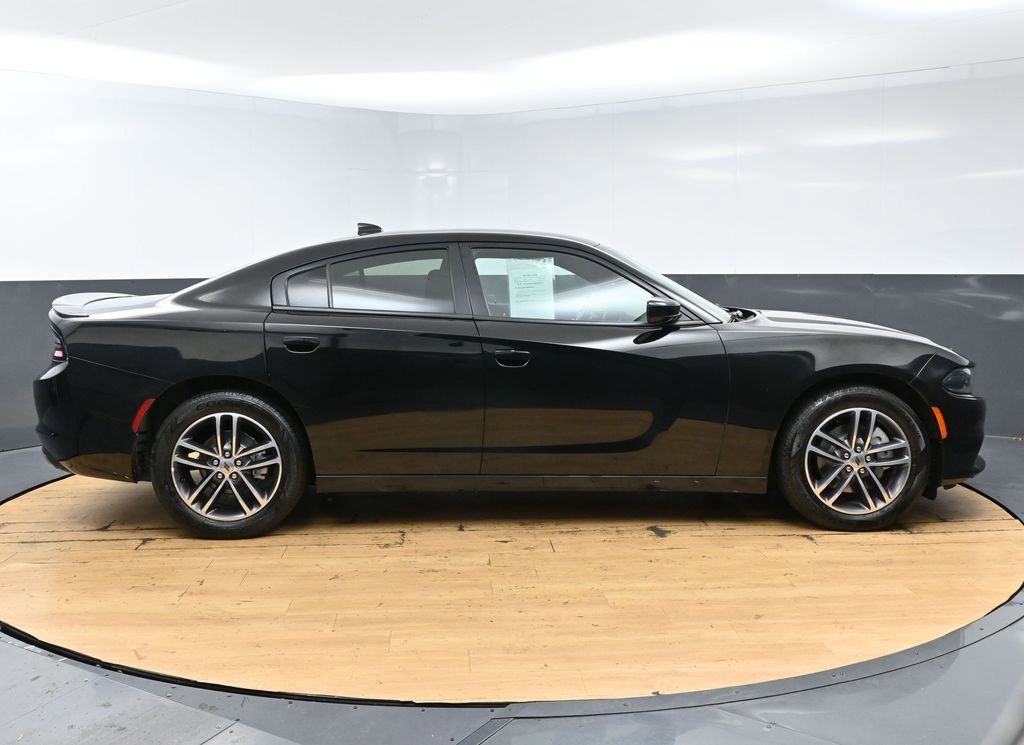 Used 2019 Dodge Charger SXT AWD/4WD image 8