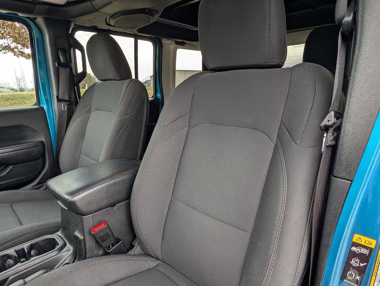 Used 2020 Jeep Wrangler Unlimited Sport S w/ Sun And Sound Package image 23