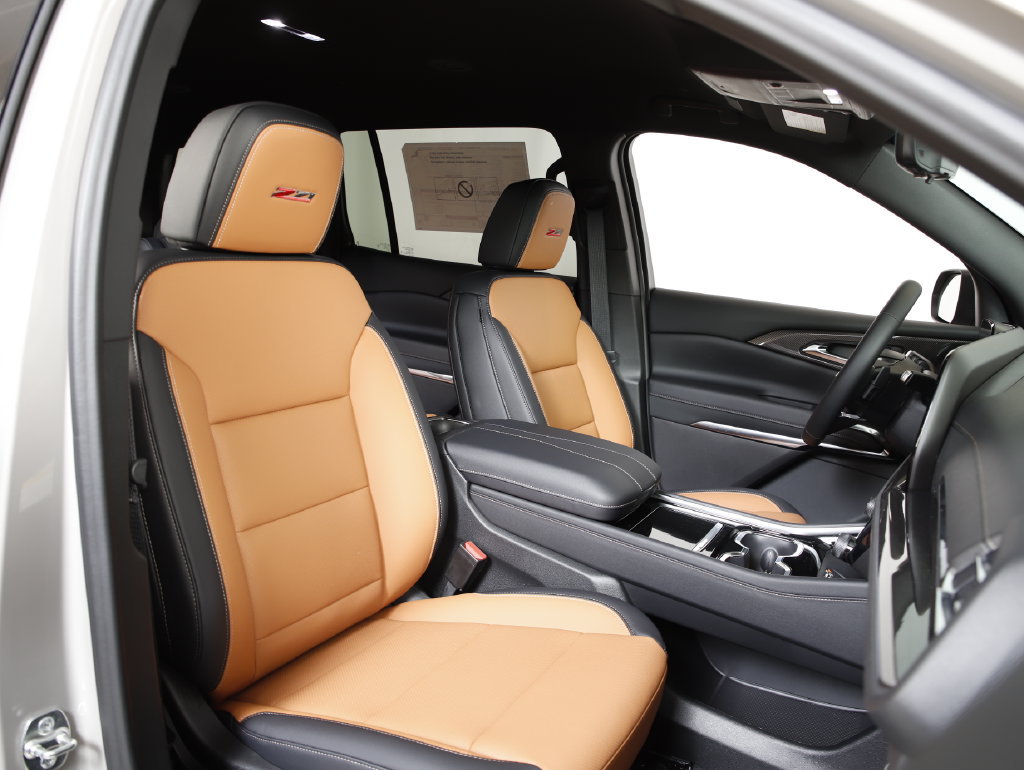 New 2027 Chevrolet Traverse Z71 w/ Driver Confidence Package AWD/4WD image 8