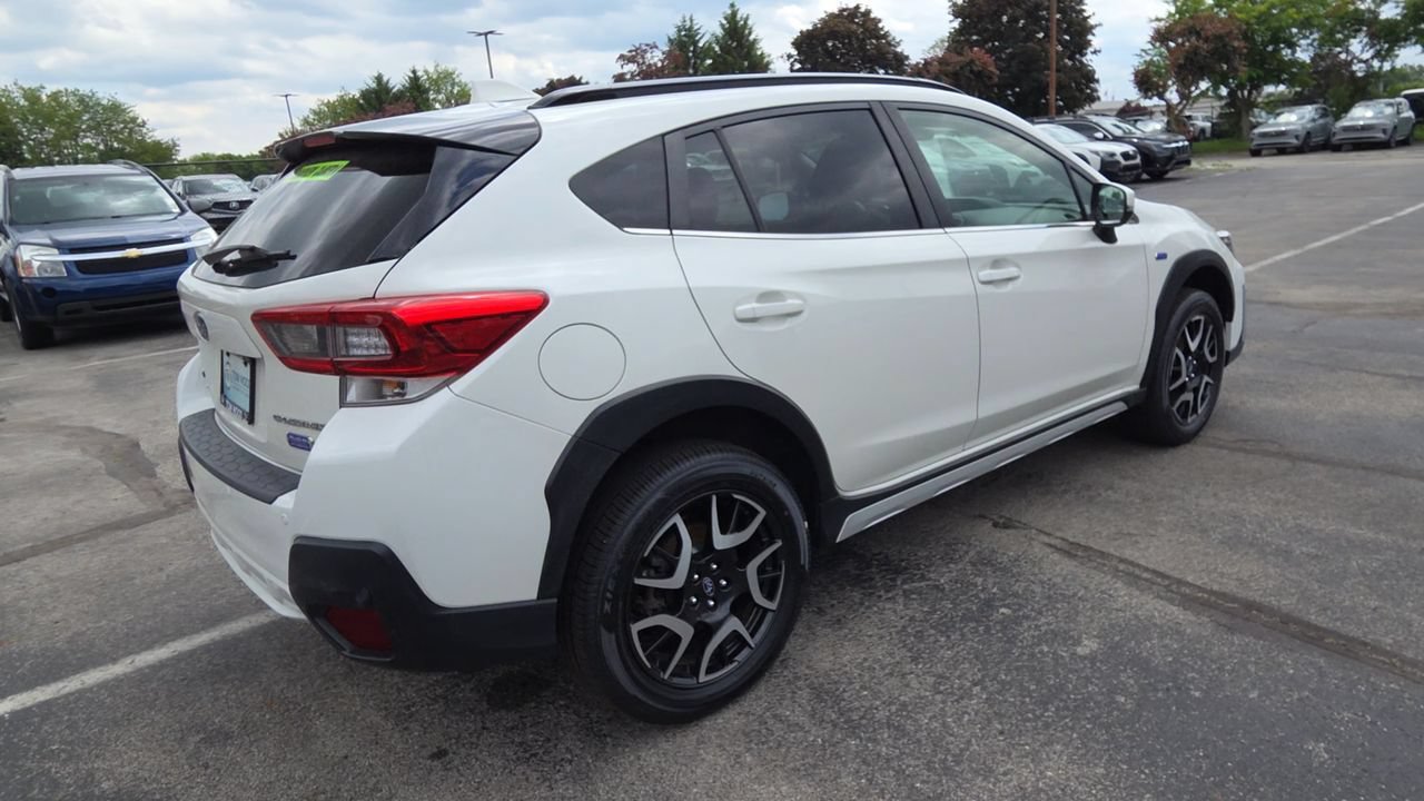 Used 2023 Subaru Crosstrek Hybrid w/ Moonroof Package w/Navigation AWD/4WD image 8