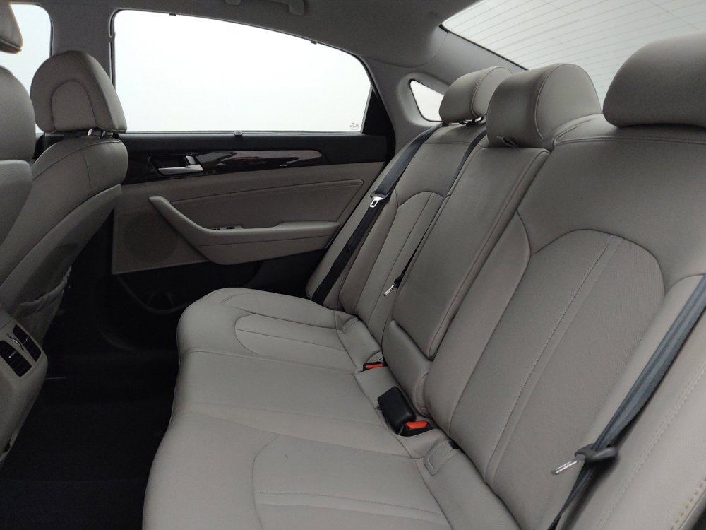 Used 2017 Hyundai Sonata Limited w/ Tech Package 03 FWD image 18